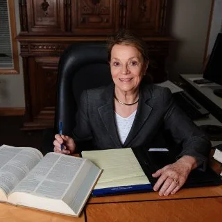 Lawyer Beverly Joy Farlow