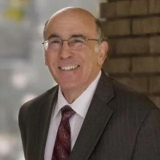 Lawyer Kenneth S. Kamlet