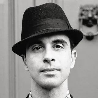 Lawyer Lonny Bramzon