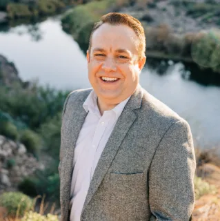 Lawyer Robert M Siddoway