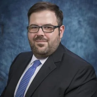 Lawyer Bradford Kvinta