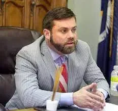 Lawyer David  Aylor