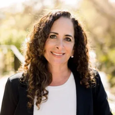 Stephanie Naomi Barclay - Attorney