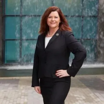 Leslie Starr Barrows - Attorney