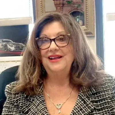 Deborah Bianchi Tracht - Attorney