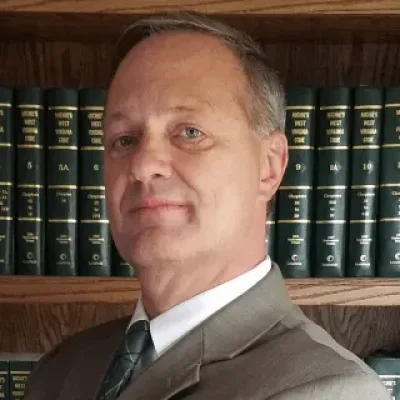 Howard Mark Everett - Attorney