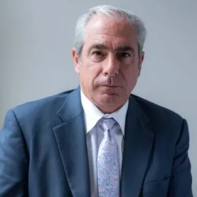 Hunter Jay Shkolnik - Attorney