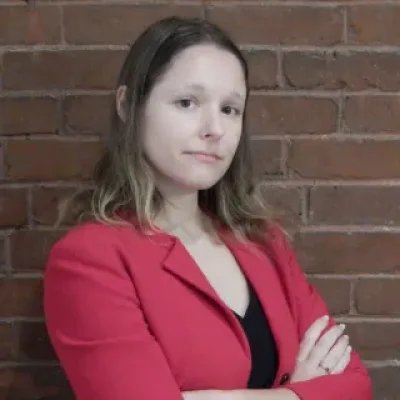 Kelly L Petrakis - Attorney
